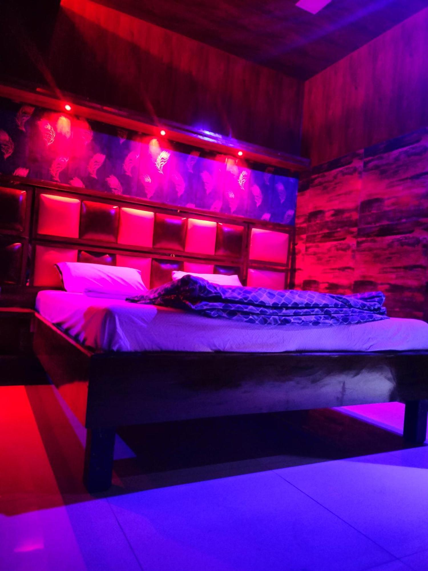 Spring Resort & Lodging Mumbai Luaran gambar